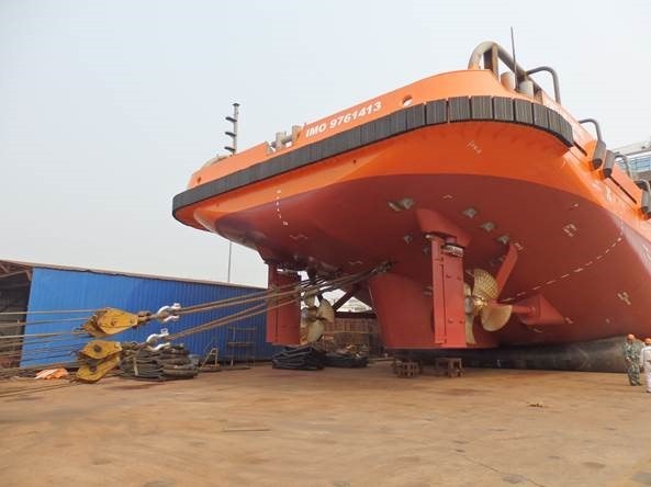 Another view of the aft pulling lines